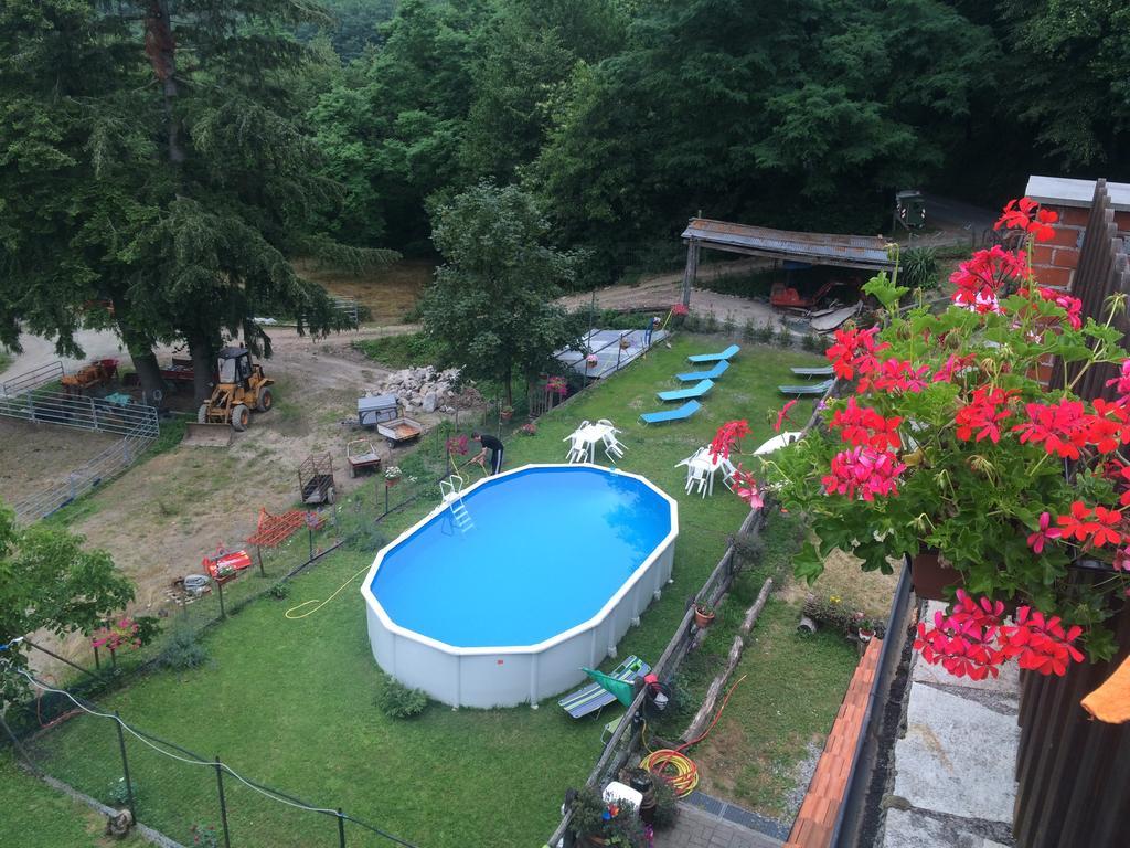 Agriturismo La Taverna Del Nonno Borzonasca Kültér fotó